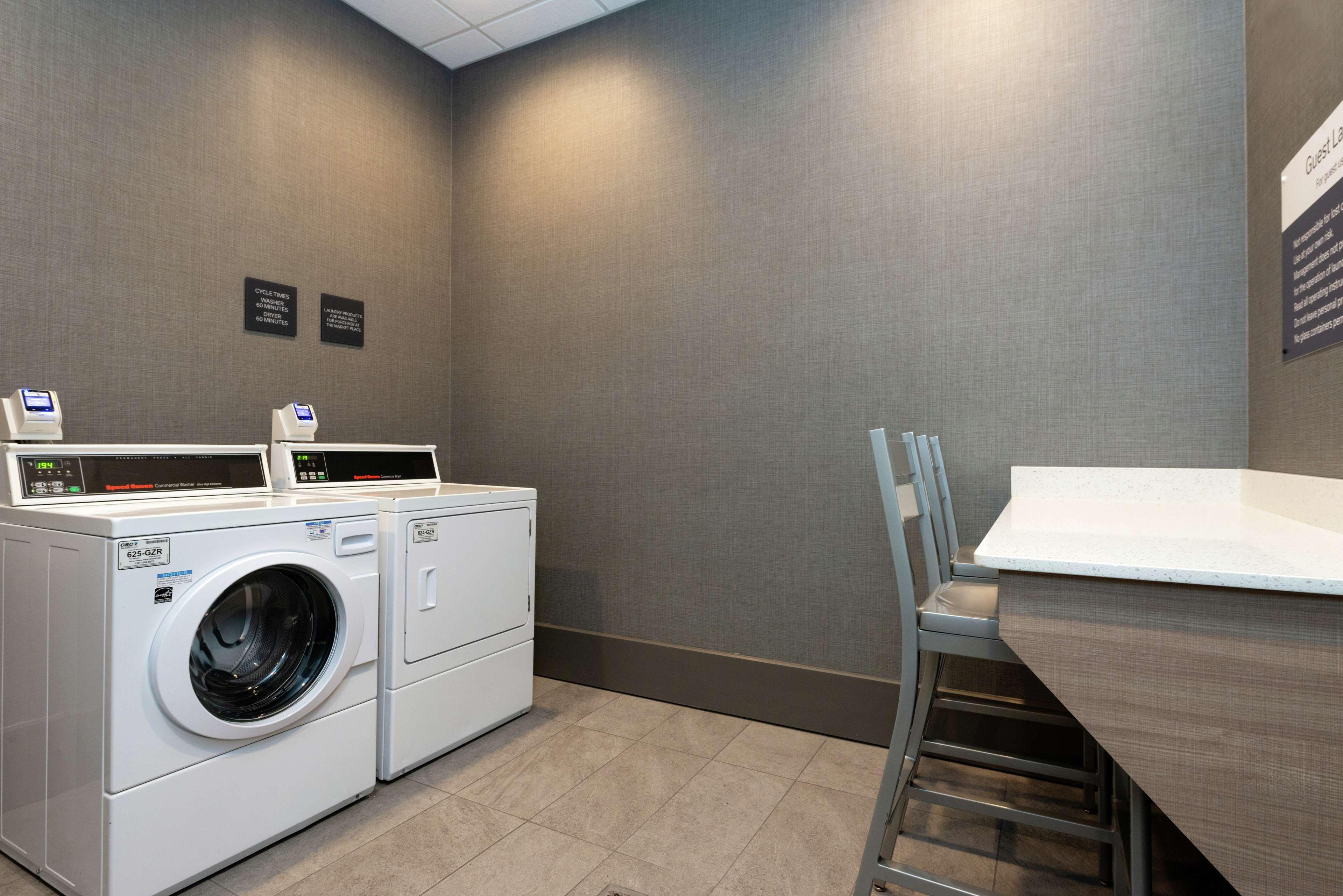Hilton Garden Inn Gallatin Extérieur photo