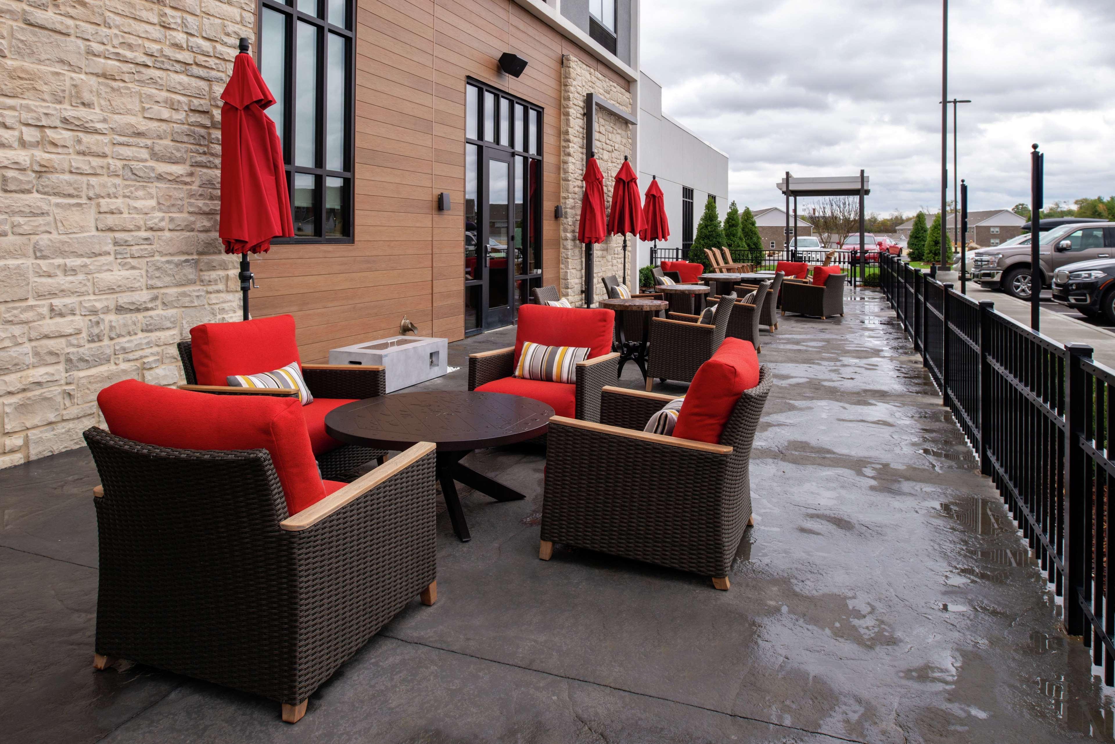Hilton Garden Inn Gallatin Extérieur photo