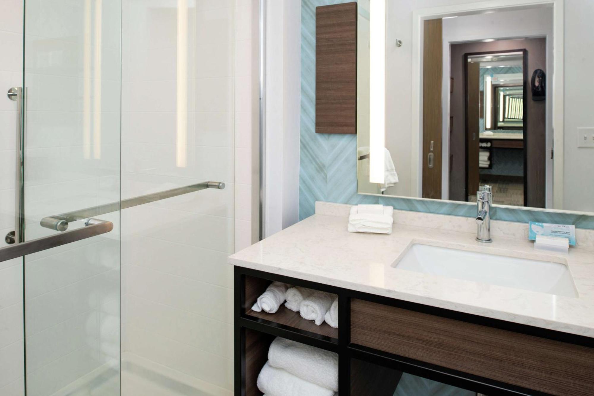Hilton Garden Inn Gallatin Extérieur photo